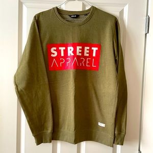 Olive green men’s graphic sweatshirt